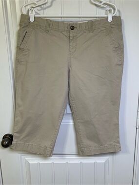 Old Navy Perfect Capris Favorite Khakis Women’s 14 Regular Tan Stretch Chinos
